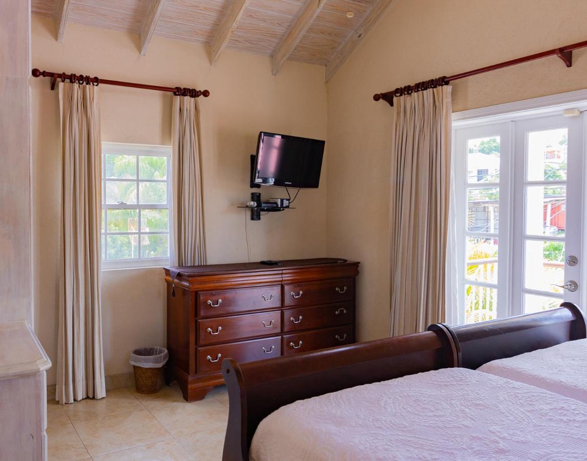Bianca Bay 3 Bedroom West Coast Beach Front Villa เซนต์เจมส์ ภายนอก รูปภาพ